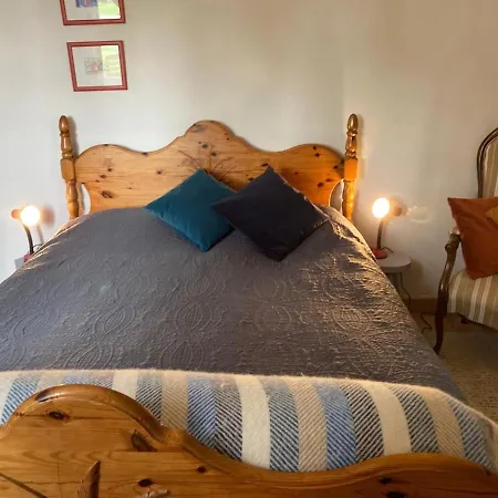 Pear Set In Beautiful Private Surroundings Apartament *