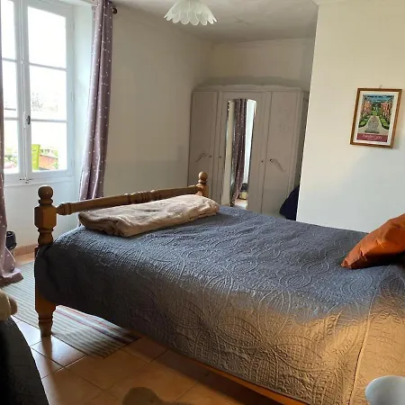 Apartament Pear Set In Beautiful Private Surroundings